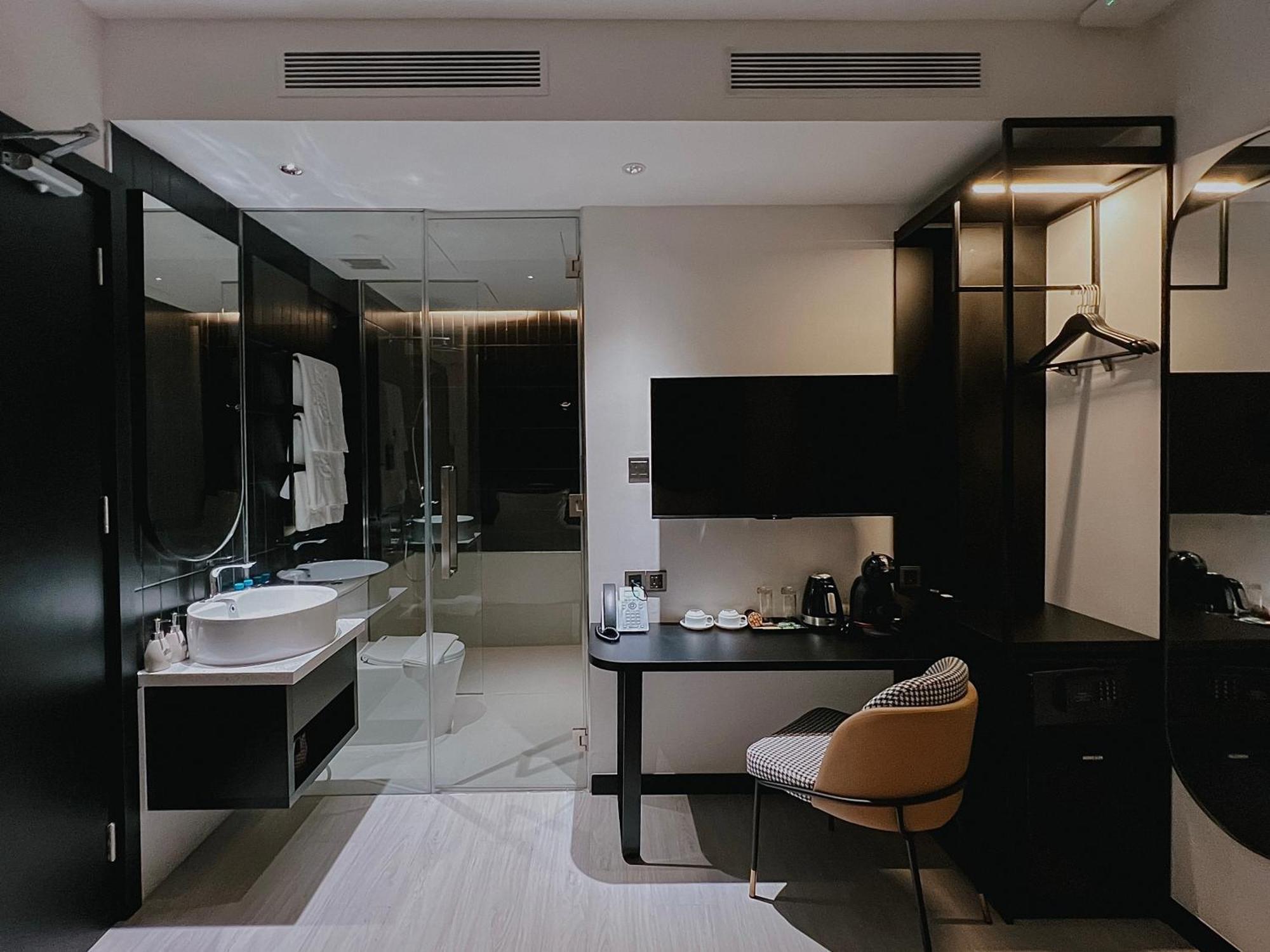 The Concept Hotel Hcmc- District 1 Хошимин Номер фото